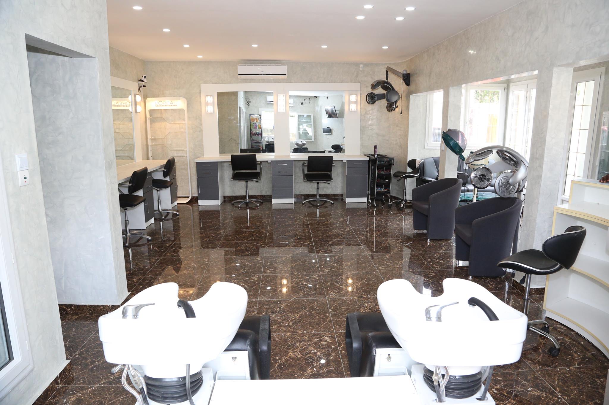 Zst Beauty Center - Salon de beauté à Cotonou